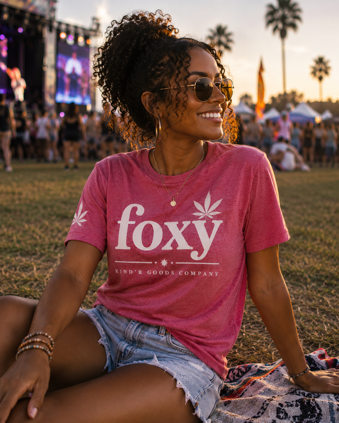 Foxy Tee - Unisex